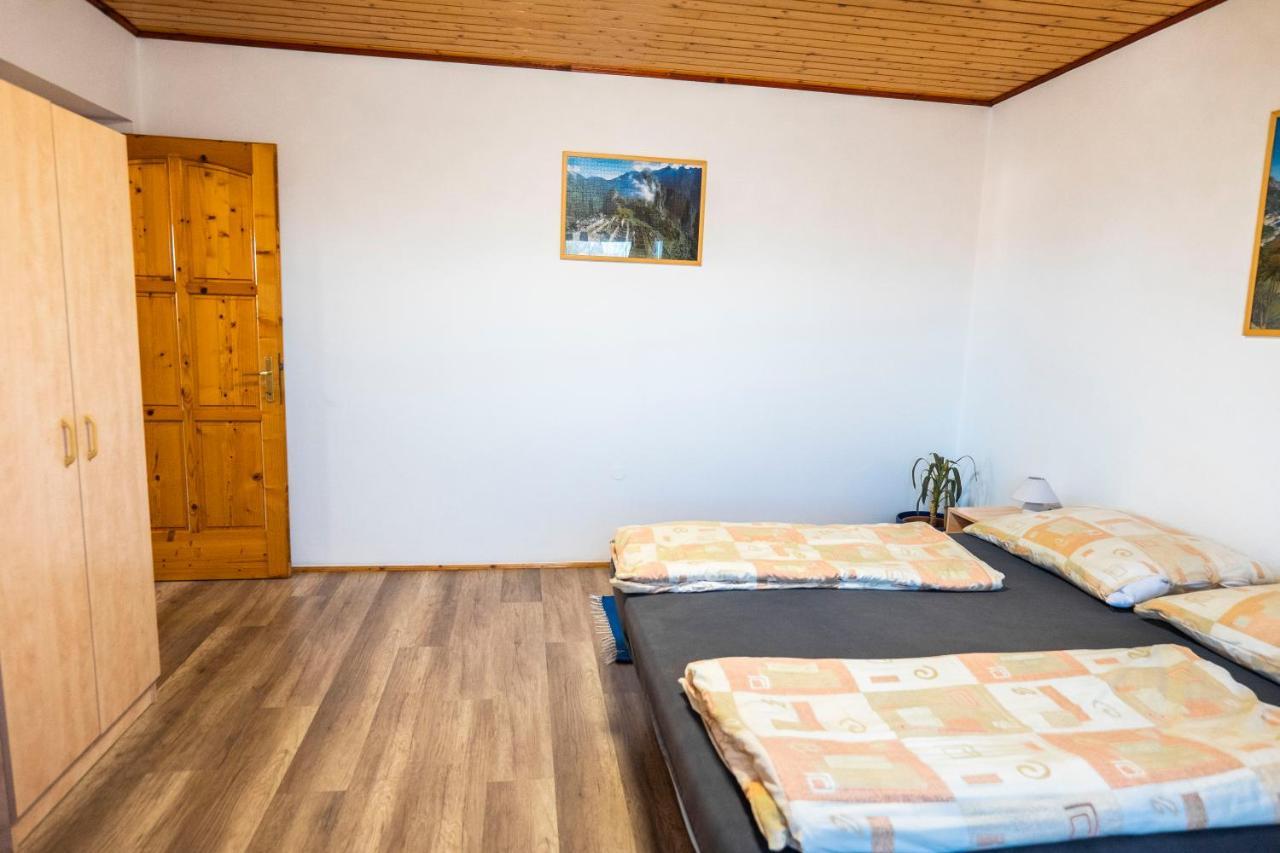 Kis Teniszhaz Ordacsehi Bagian luar foto